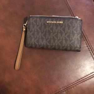 Michael Kors wallet/ wristlet